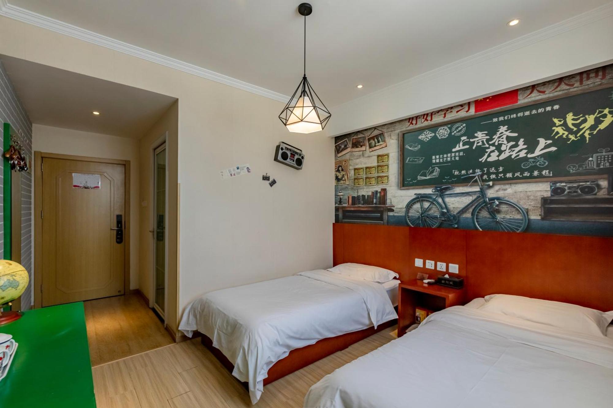 Happy Dragon City Center Alley Hotel -In The City Center With Big Window&Heater, Ticket Service&Free Coffee&Food Recommendation,Near Tian Anmen Forbiddencity,Easy To Get Traditional Walking Area&Shichahai Bắc Kinh Ngoại thất bức ảnh